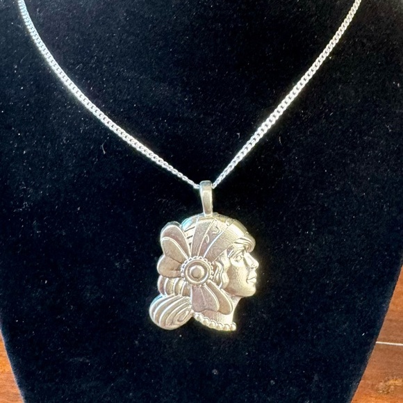 Large Girl Pendant Sterling Silver 925 Gift Box statement piece - Picture 2 of 14